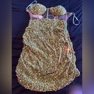 Green velvet sparkling strapless mini dress
